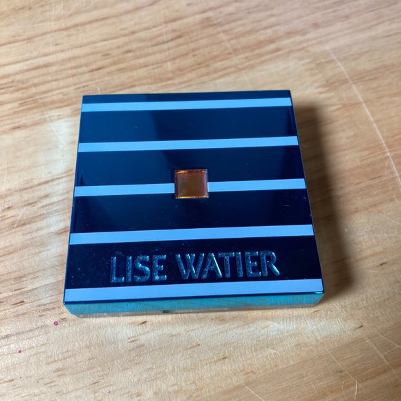 Lise Watier Sea Belle Eyeshadow Palette - Picture 2 of 3